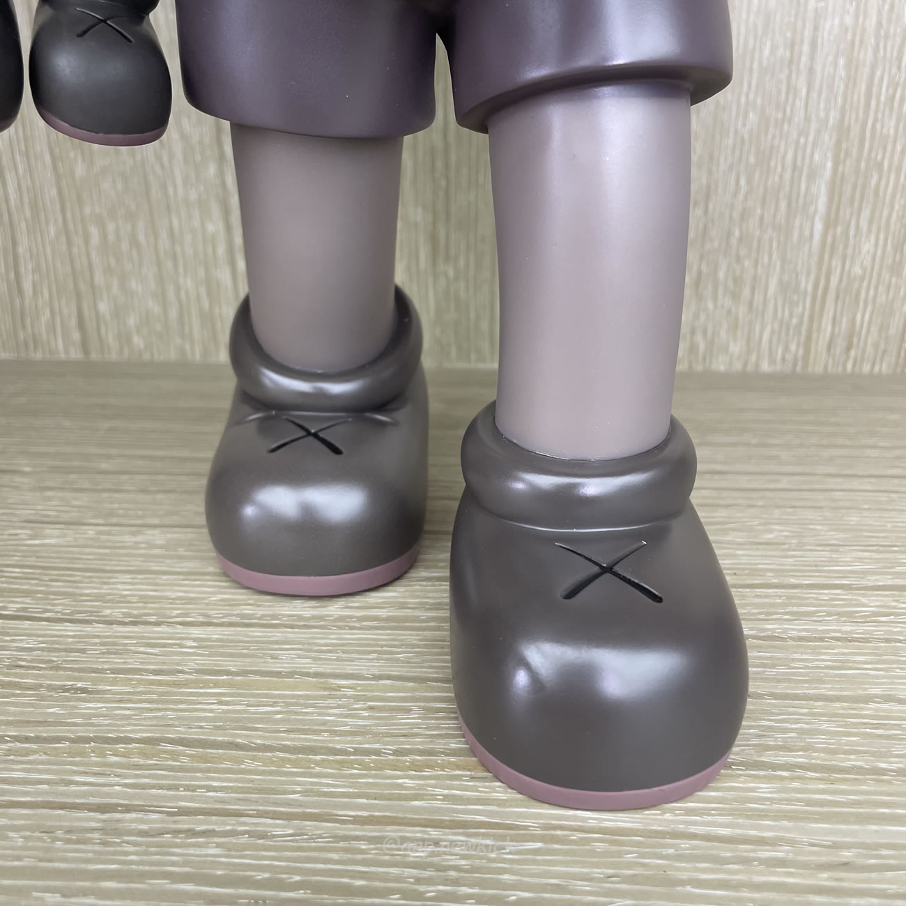 Kaws Clean Slate Figure (3) - www.newkick.vip